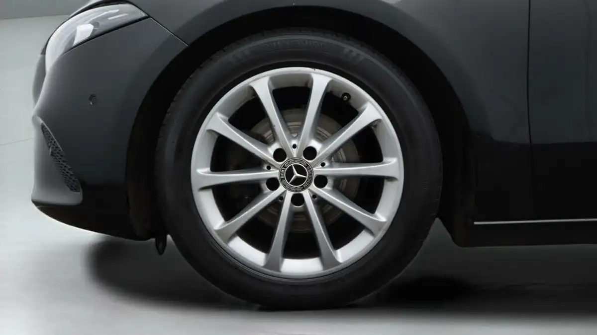 2019-mercedes-benz-a-class-15d-a180d-sport-premium-hatchback-5d-7g-dct-big-18