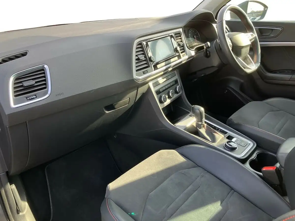2022-seat-ateca-big-5