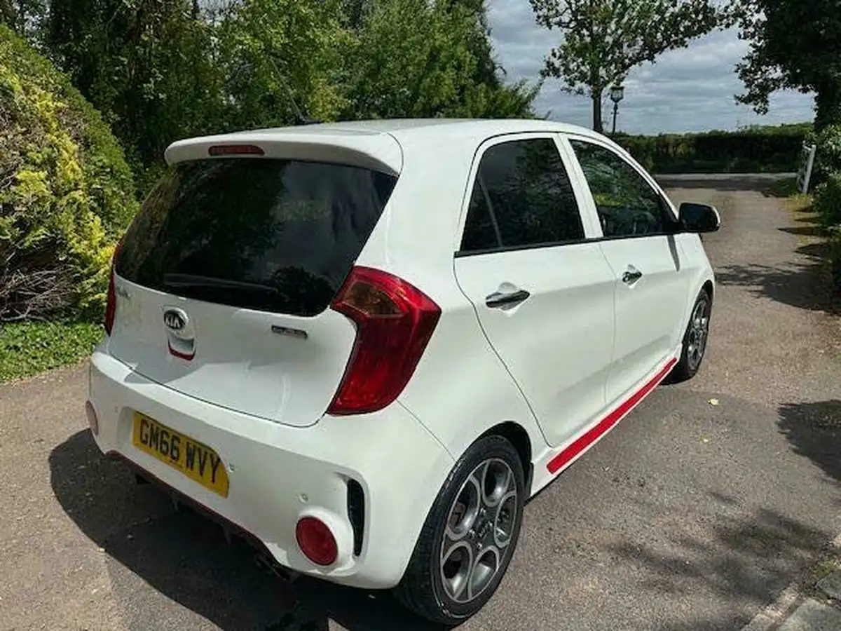 2017-kia-picanto-125-sport-isg-big-5