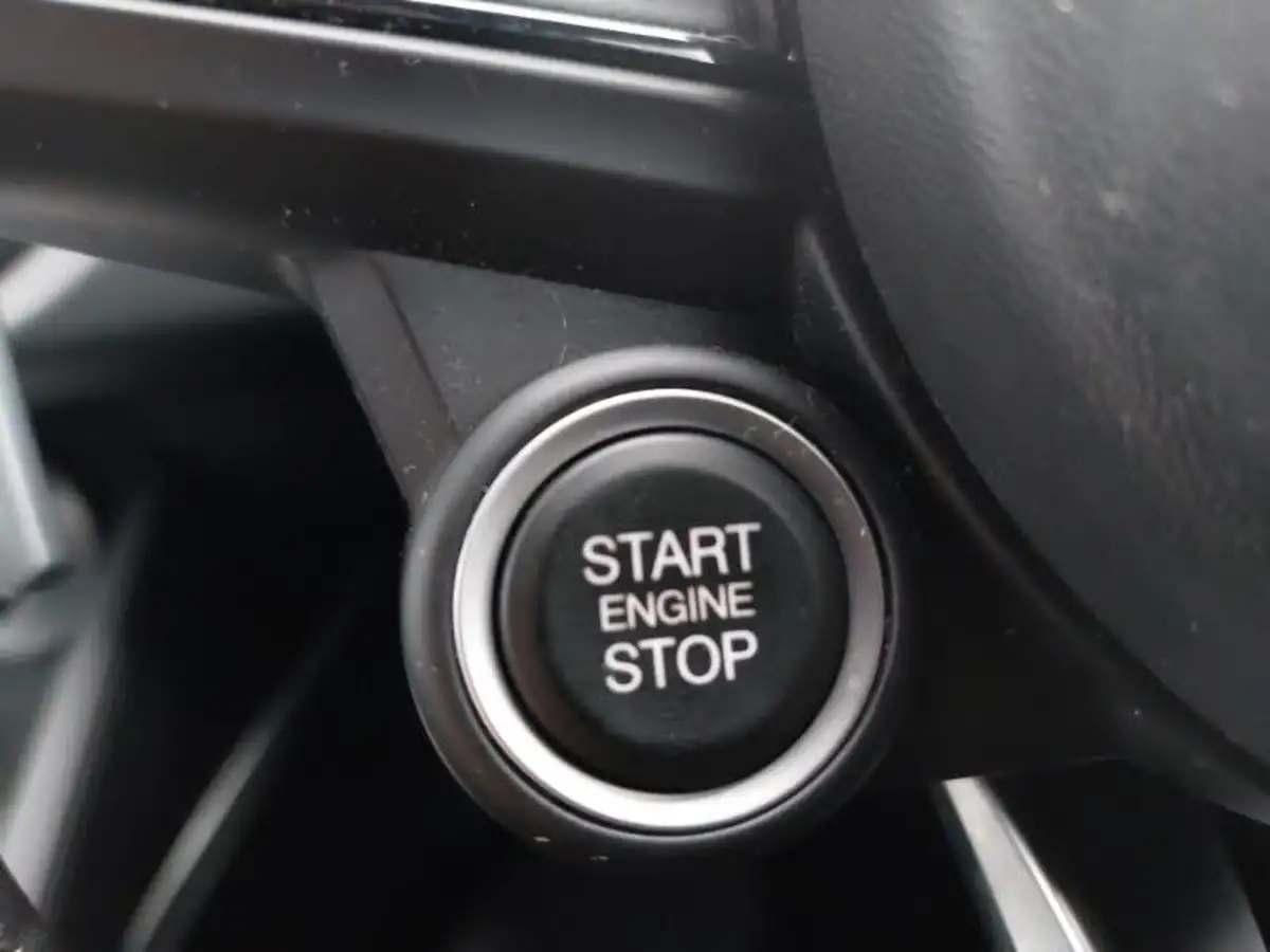 2021-alfa-romeo-stelvio-22td-veloce-big-16