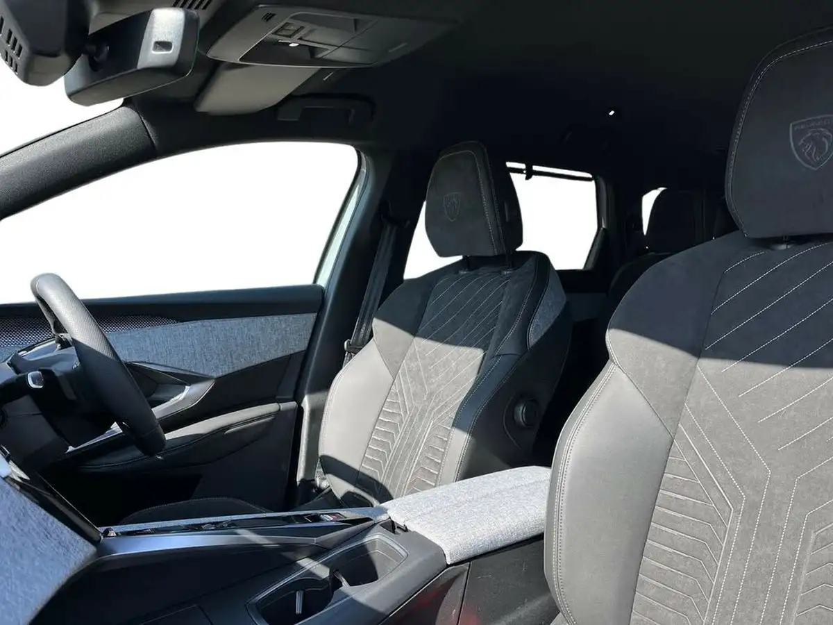 2024-peugeot-5008-suv-big-9