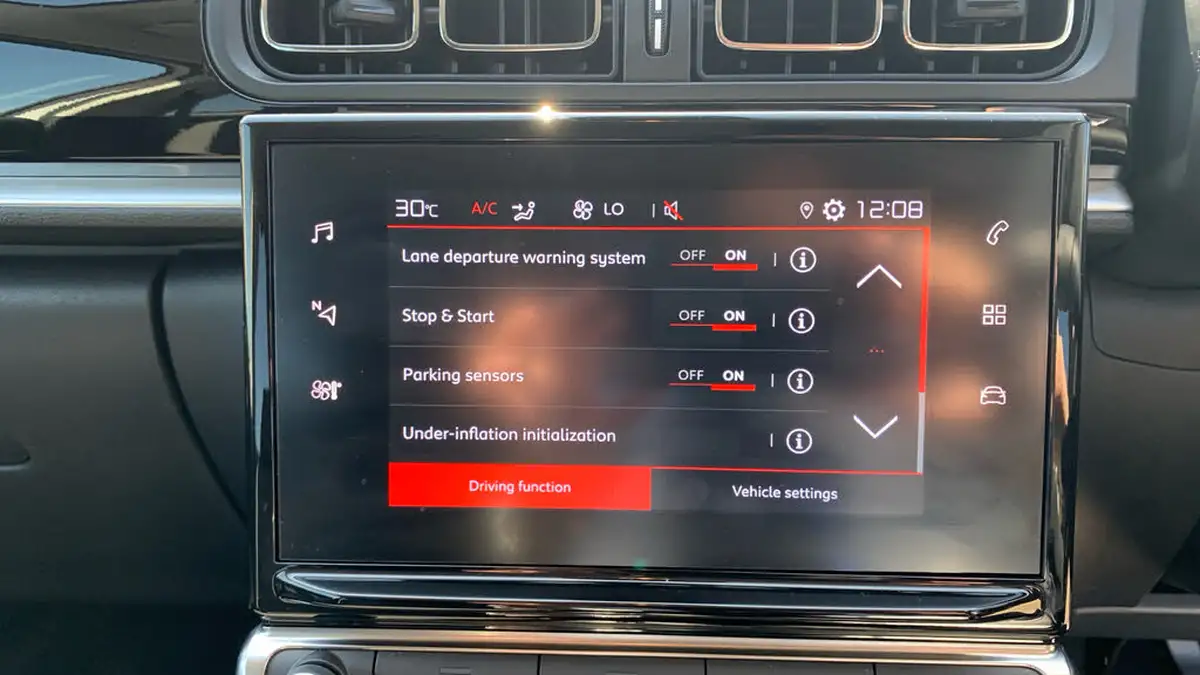 2024-citroen-c3-12-puretech-plus-110ps-eat6-big-30