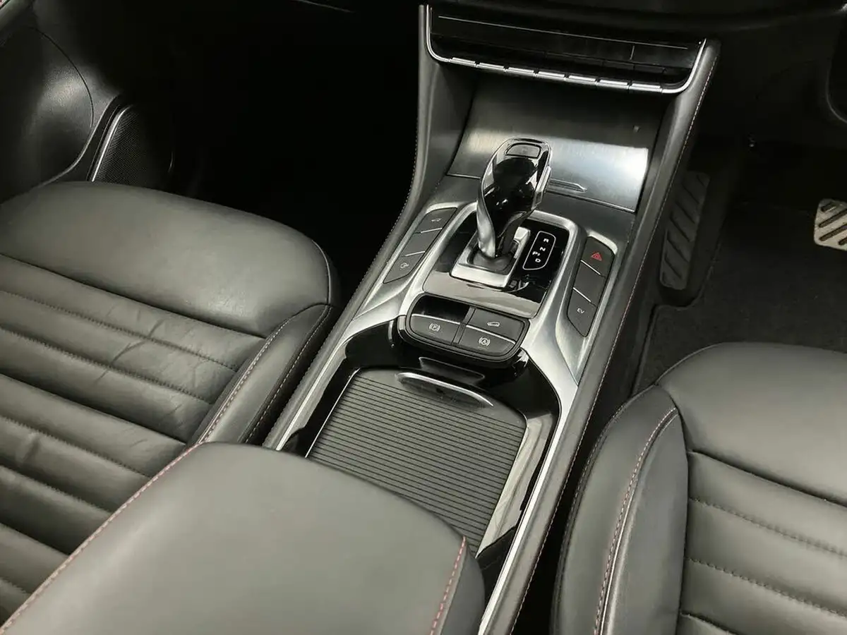 2022-mg-hs-15t-gdi-exclusive-258ps-plug-in-hybrid-auto-big-19