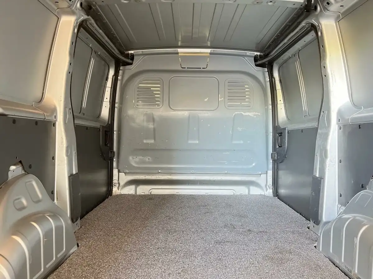 2016-citroen-dispatch-20td-enterprise-panel-big-18