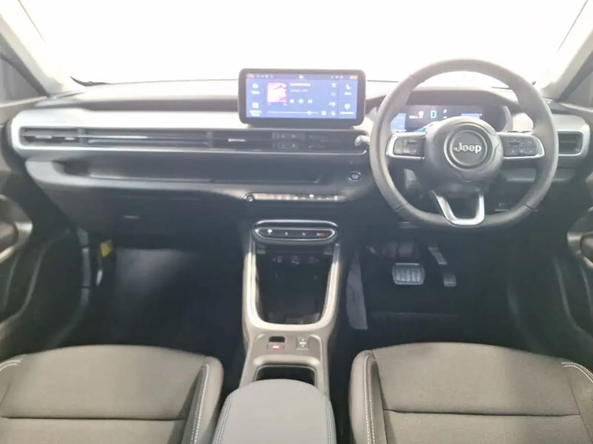 2024-jeep-avenger-12-gse-summit-e-hybrid-48v-auto-big-2