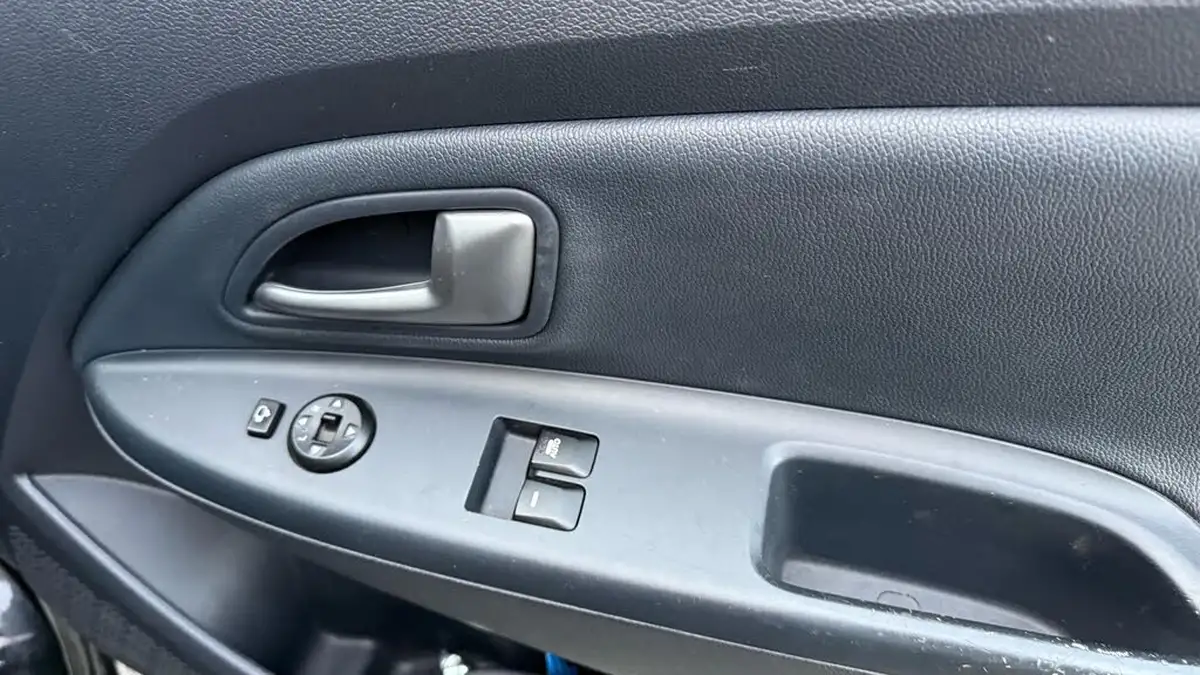 2014-kia-rio-125-2-3d-big-33