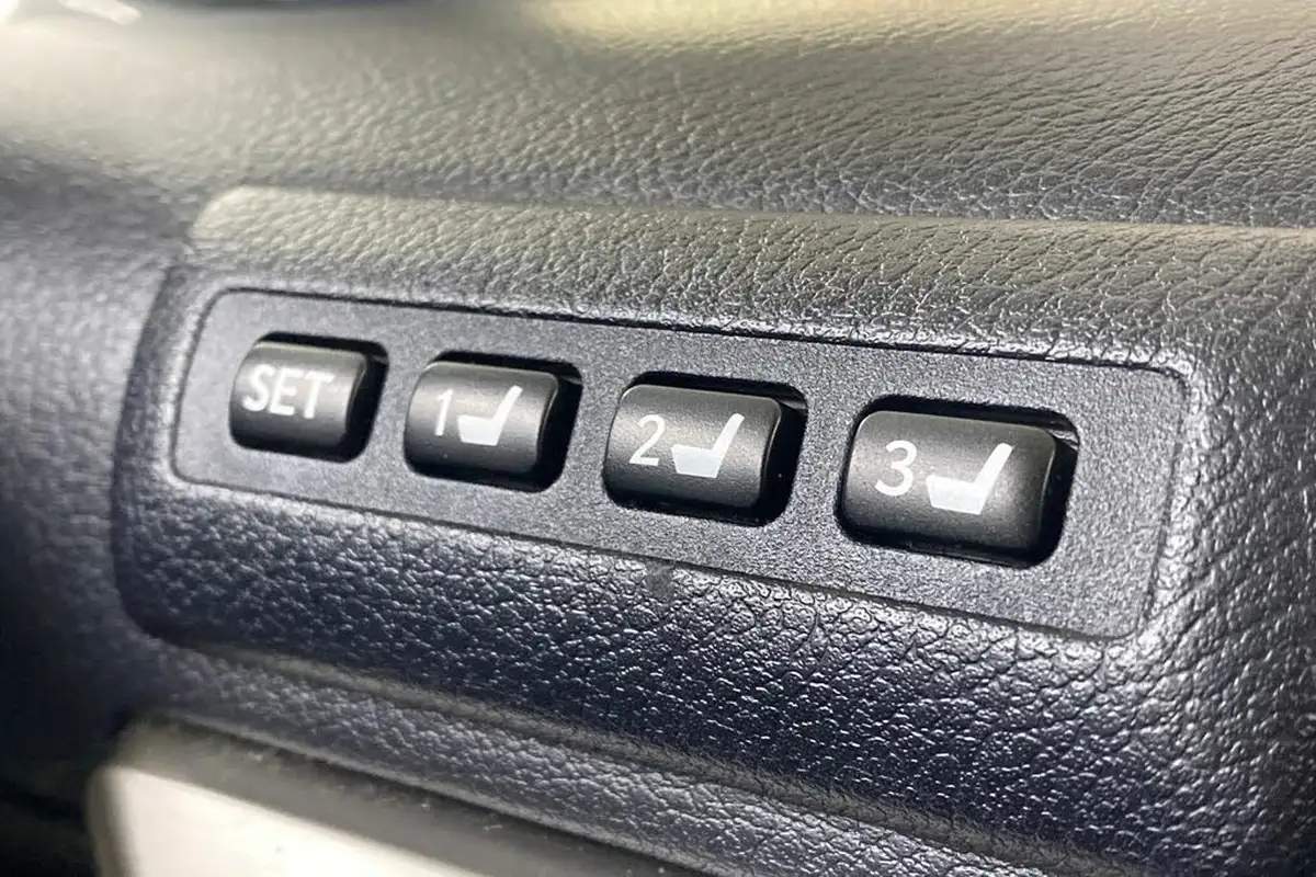 2018-lexus-ct-200h-18-f-sport-big-41