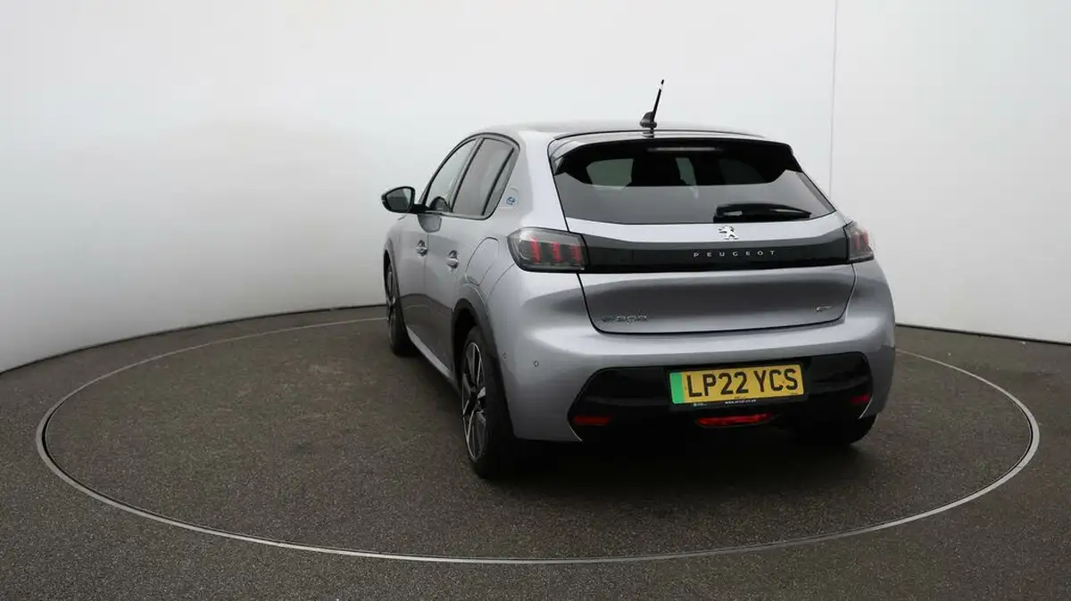 2022-peugeot-208-e-gt-136bhp-50kwh-big-60
