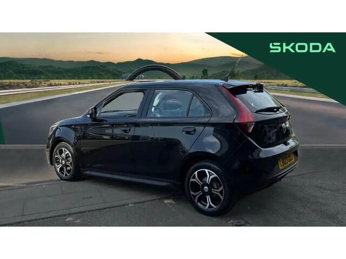 2023-mg-mg3-15-vti-tech-exclusive-nav-big-2
