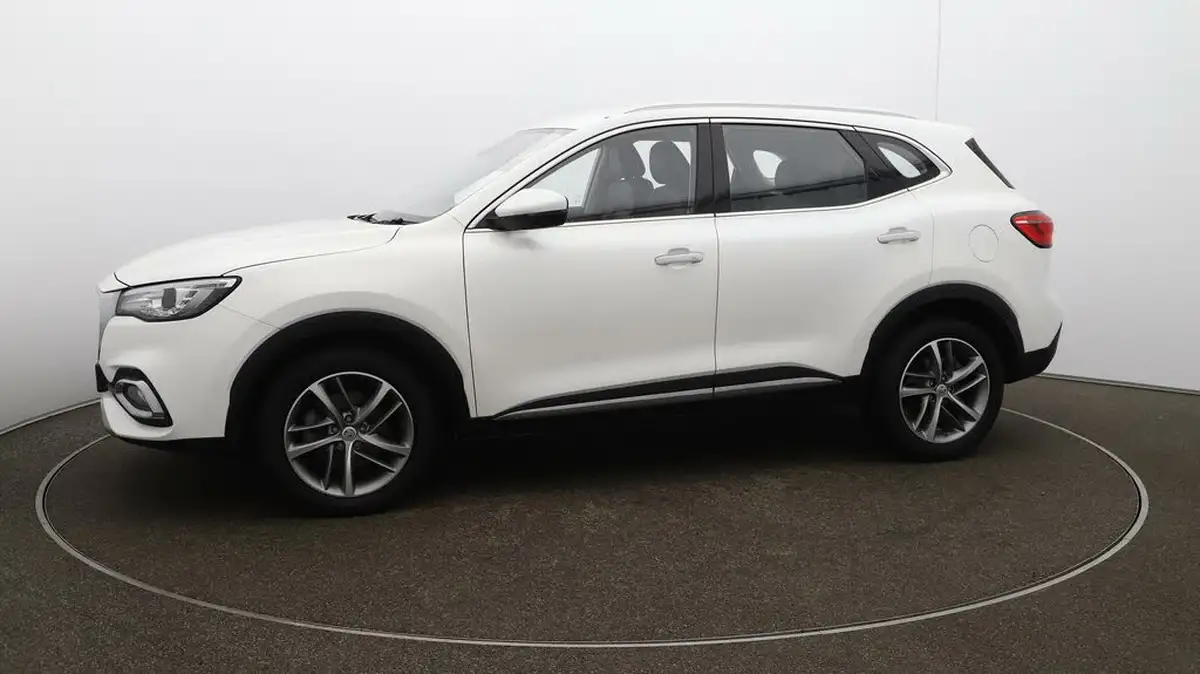 2022-mg-hs-15t-gdi-excite-162ps-dct-big-65