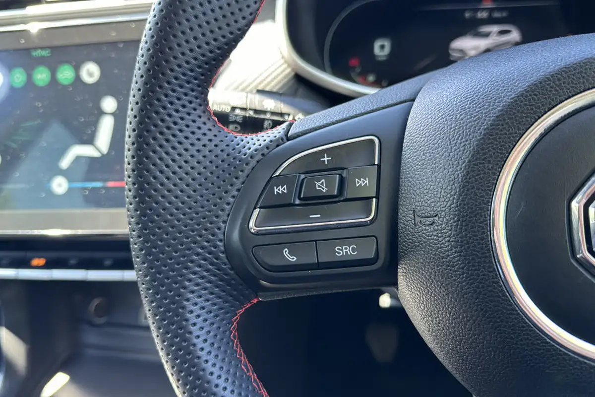 2023-mg-zs-suv-15-vti-tech-exclusive-big-16
