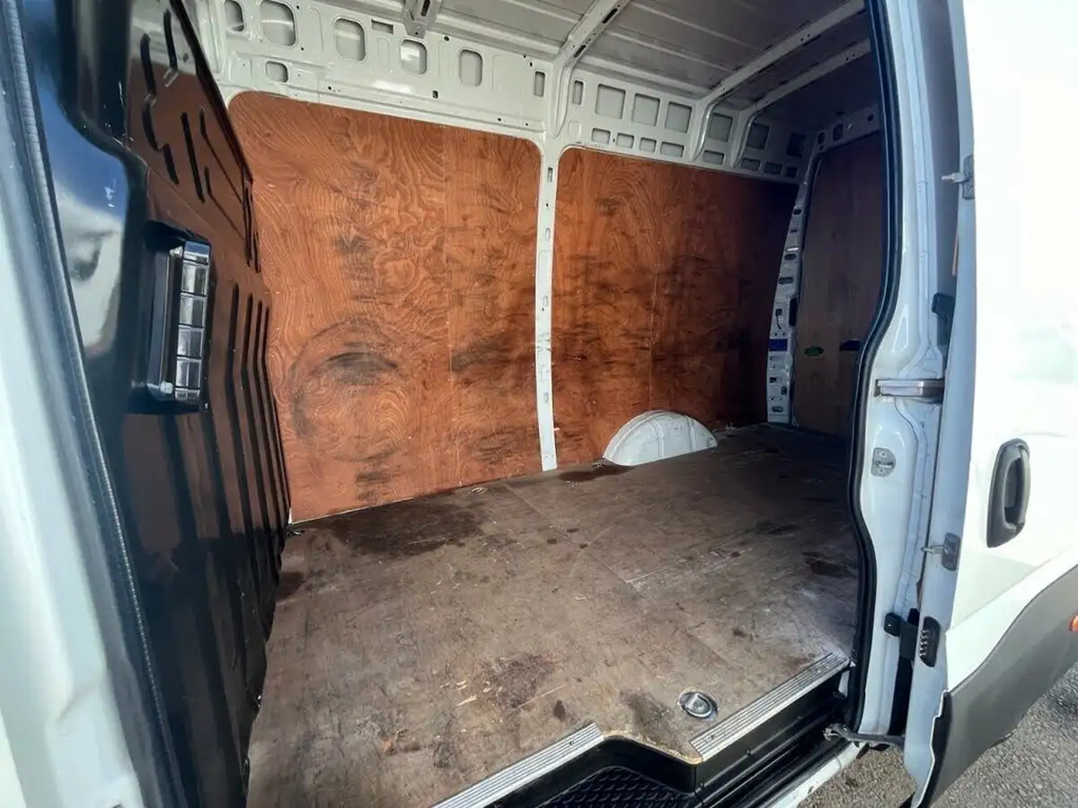 2021-iveco-daily-s-class-23td-35s14v-business-3520mm-h2-136pseu6dt-big-49