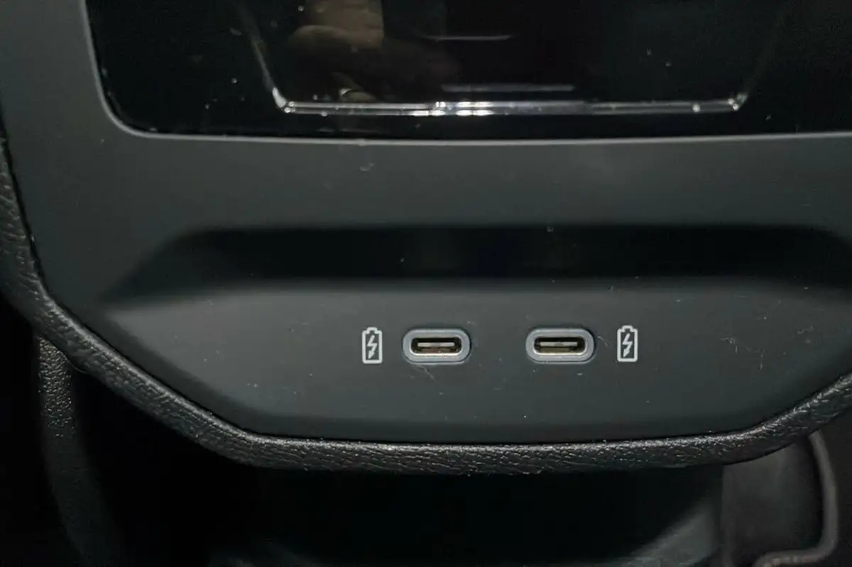 2023-cupra-formentor-15-tsi-v2-big-22