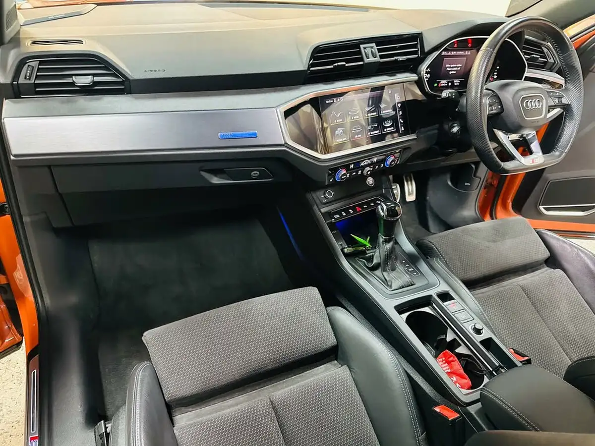 2019-audi-q3-20-35-tdi-vorsprung-station-wagon-big-2