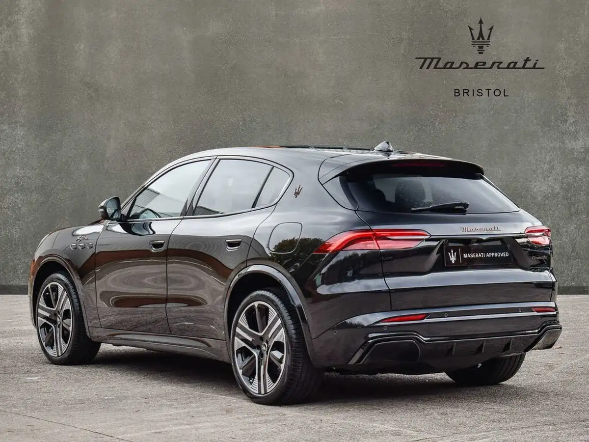 2025-maserati-grecale-e-folgore-big-1