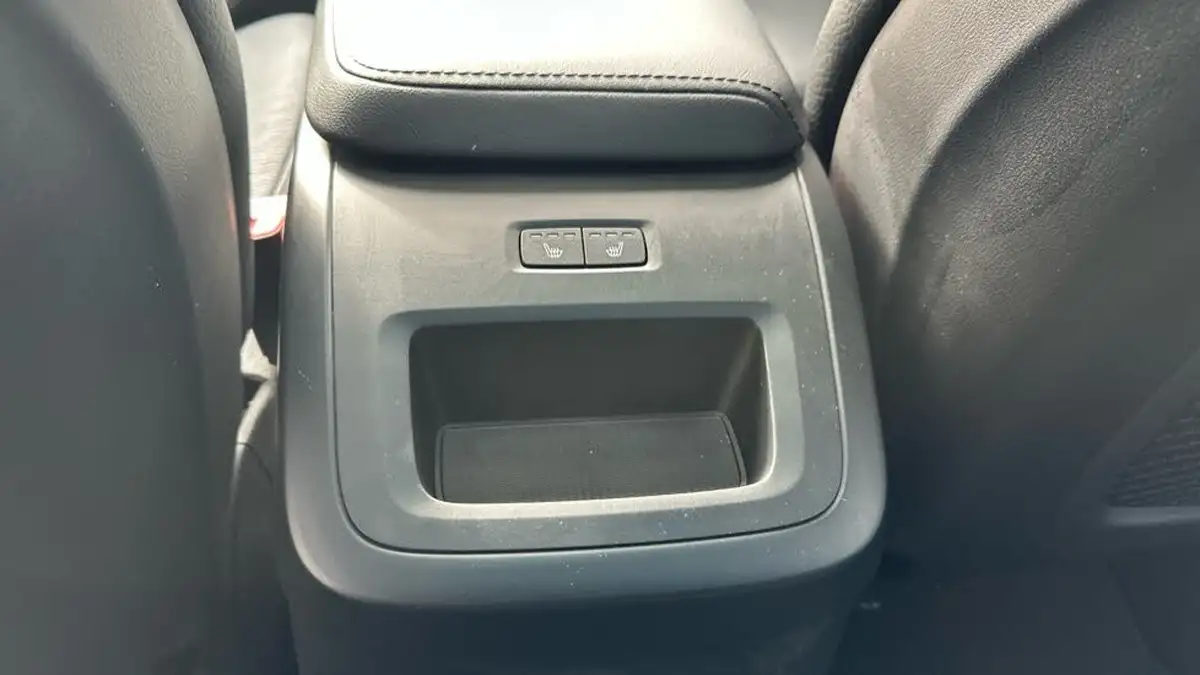 2024-volvo-xc60-20-b5-plus-big-30