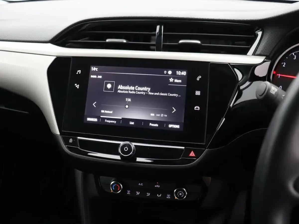 2022-vauxhall-corsa-12i-se-edition-big-22