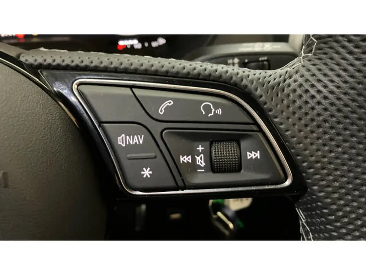 2023-audi-q2-15-35-tfsi-s-line-tronic-big-17