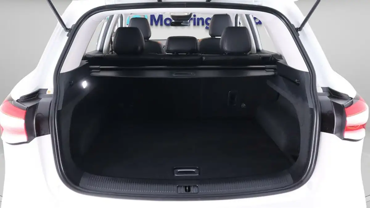 2022-mg-hs-15t-gdi-excite-162ps-big-17