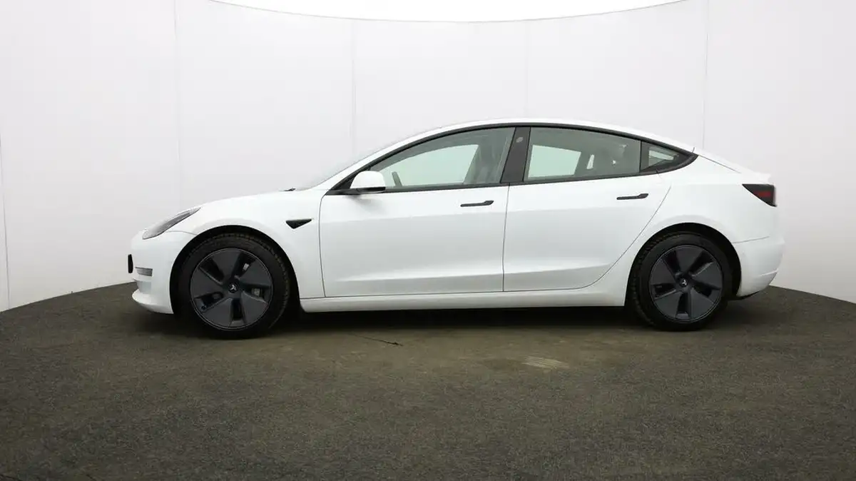 2021-tesla-model-3-e-long-range-4x4-big-63