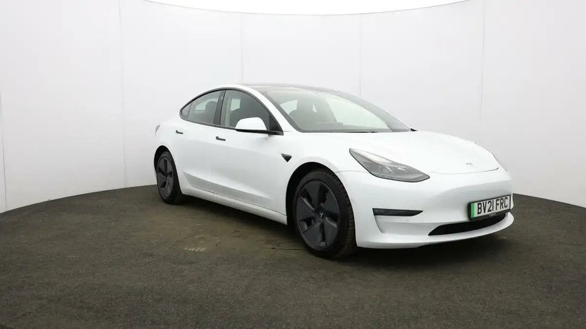 2021-tesla-model-3-e-long-range-4x4-big-39