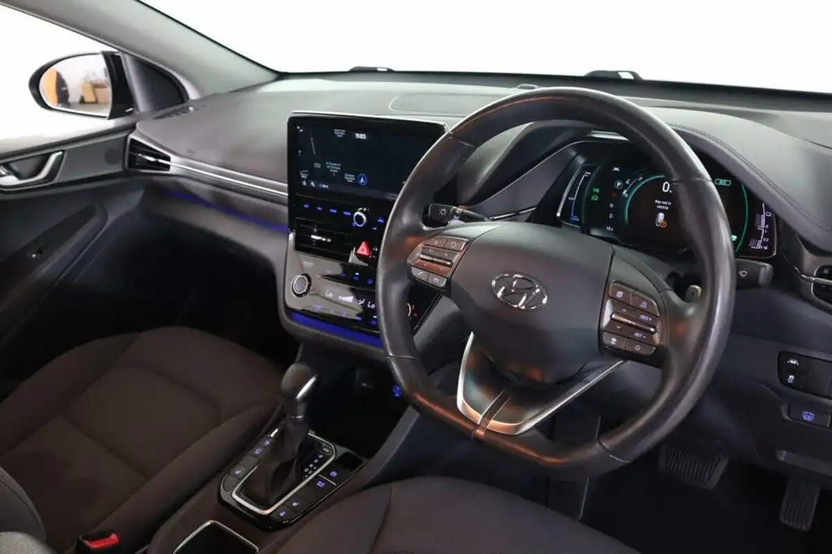 2021-hyundai-ioniq-16-gdi-premium-hybrid-big-8