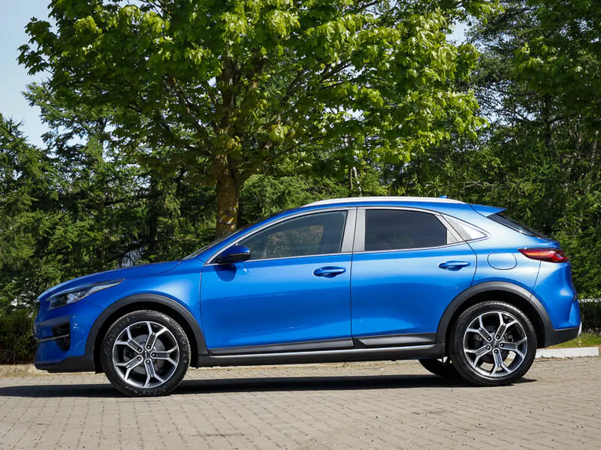 2022-kia-xceed-10-t-gdi-connect-big-3