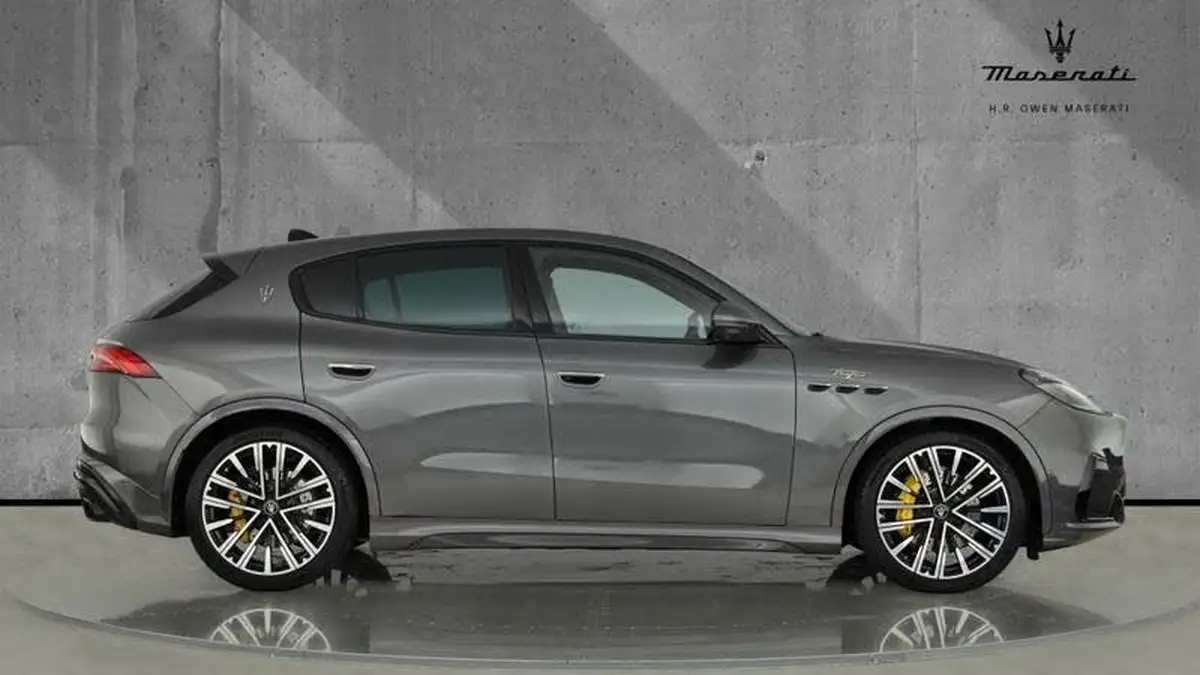 2023-maserati-grecale-30-trofeo-big-2