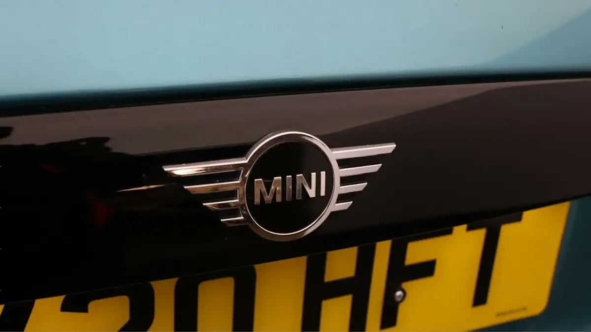 2020-mini-cooper-20-cooper-s-classic-189bhp-convertible-2d-big-21