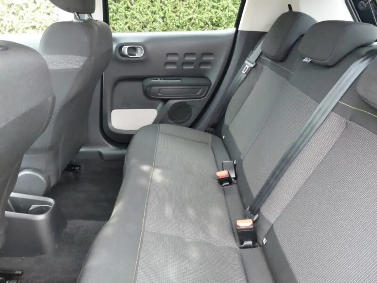 2024-citroen-c3-12-puretech-plus-110ps-eat6-big-5