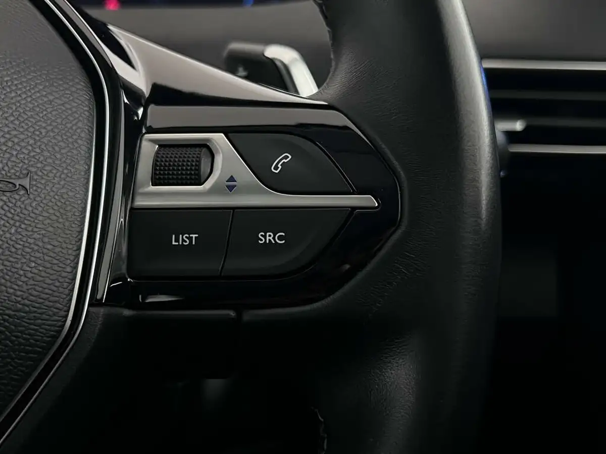 2019-peugeot-5008-suv-12-puretech-allure-eat8-big-18