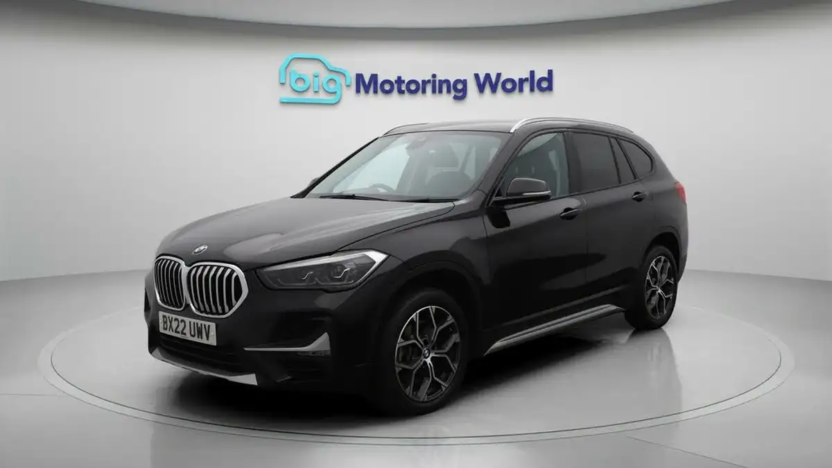 2022-bmw-x1-20-xdrive20i-xline-big-3