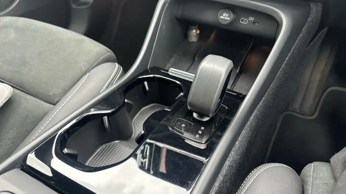2022-volvo-xc40-e-recharge-pro-big-34