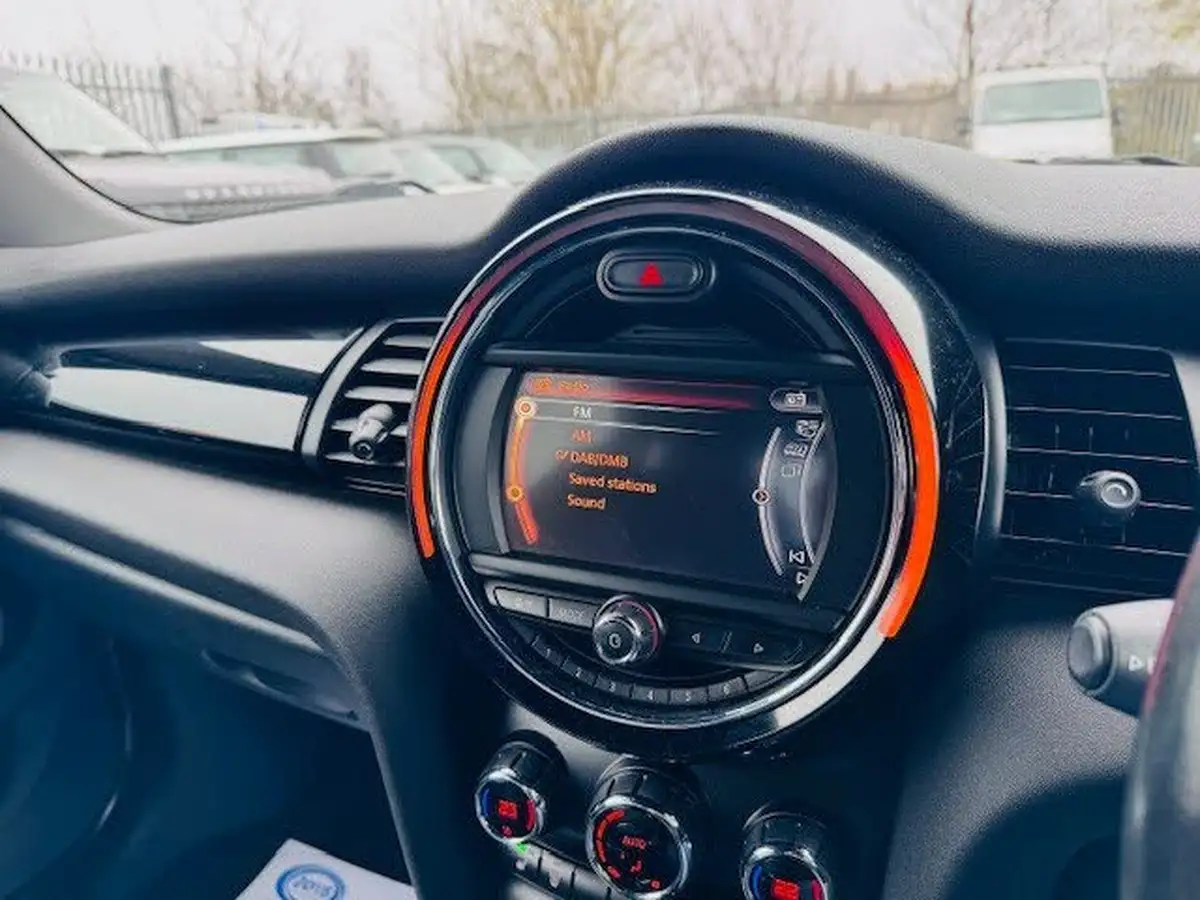 2016-mini-cooper-20-cooper-s-ss-hatchback-5d-big-25