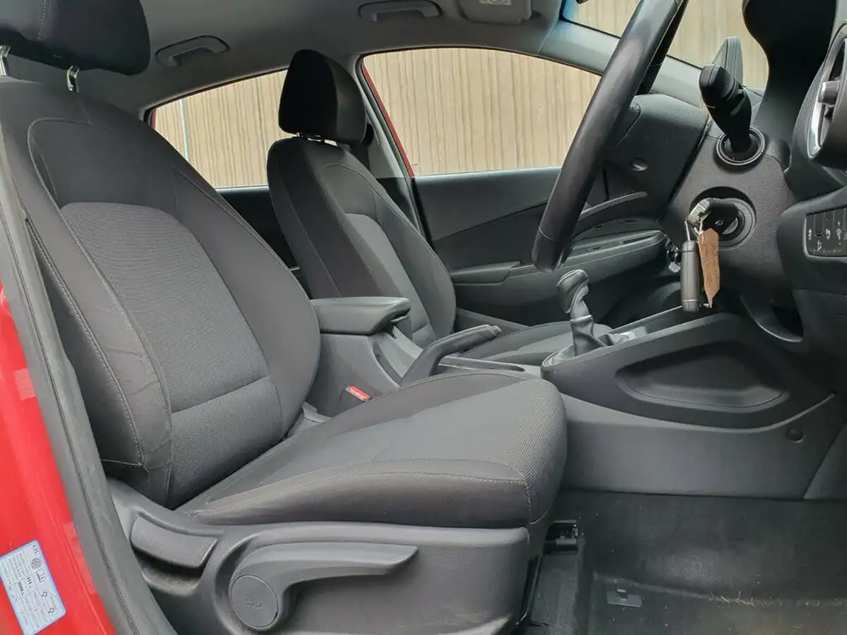 2022-hyundai-kona-10-t-gdi-se-connect-big-10