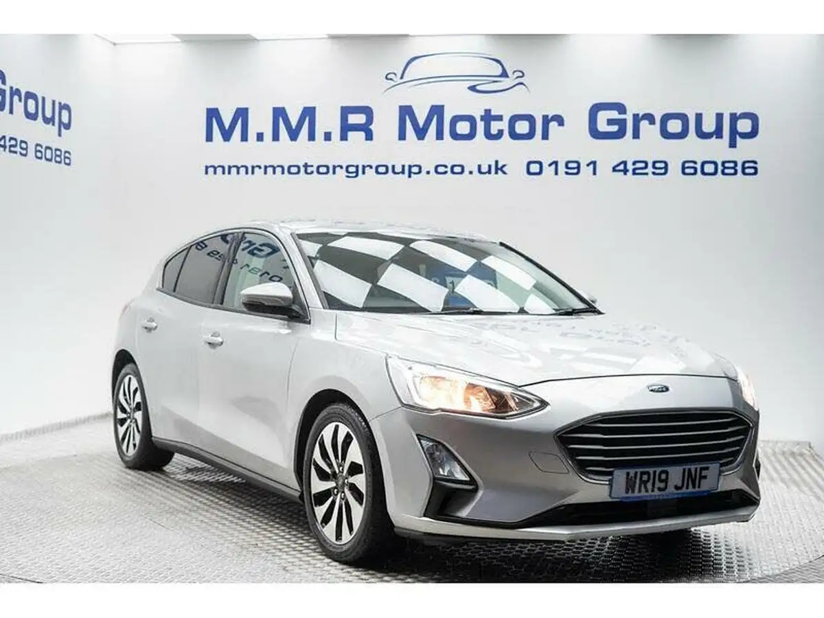 2019-ford-focus-10t-zetec-125ps-ss-hatchback-auto-big-3