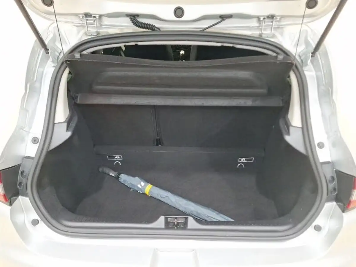 2019-renault-clio-15dci-iconic-90ps-ss-big-7