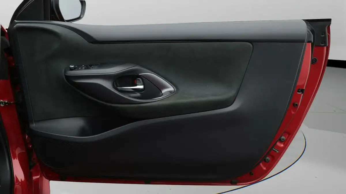 2022-toyota-yaris-16-gr-circuit-pack-big-15