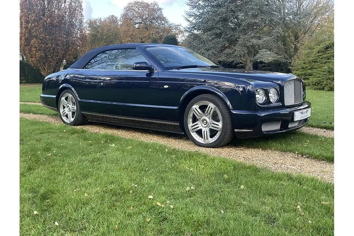 2006-bentley-azure-68-big-16