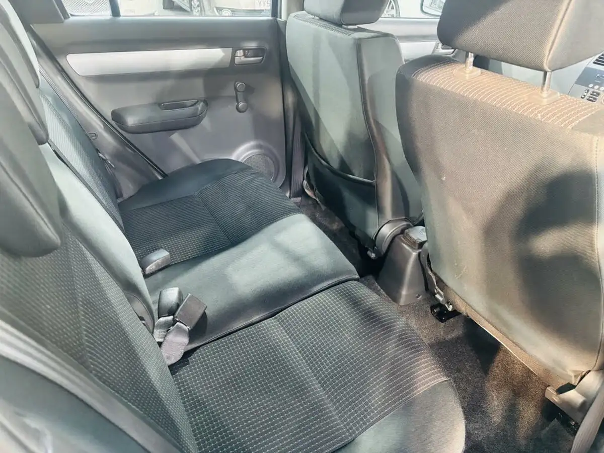 2007-suzuki-swift-15-glx-5d-auto-big-8