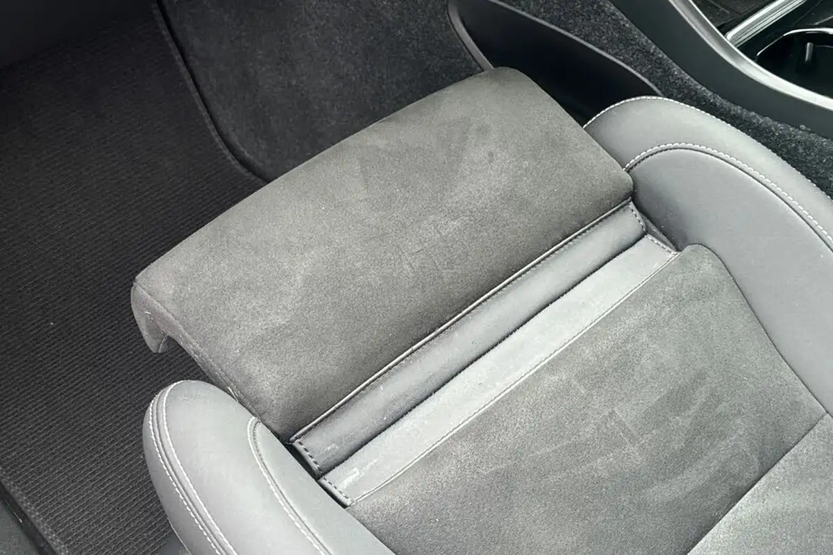 2022-volvo-c40-e-twin-recharge-pro-big-34