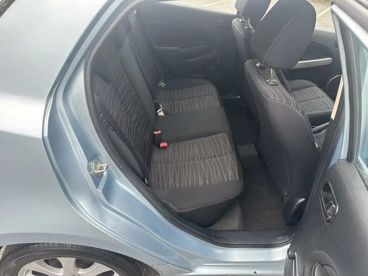 2008-mazda-mazda2-13-ts2-5d-big-15