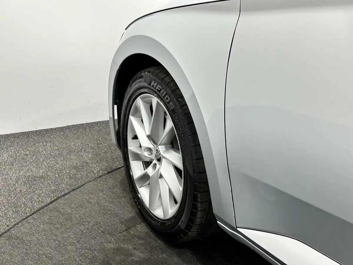 2020-skoda-superb-20tdi-se-technology-150ps-estate-dsg-big-51