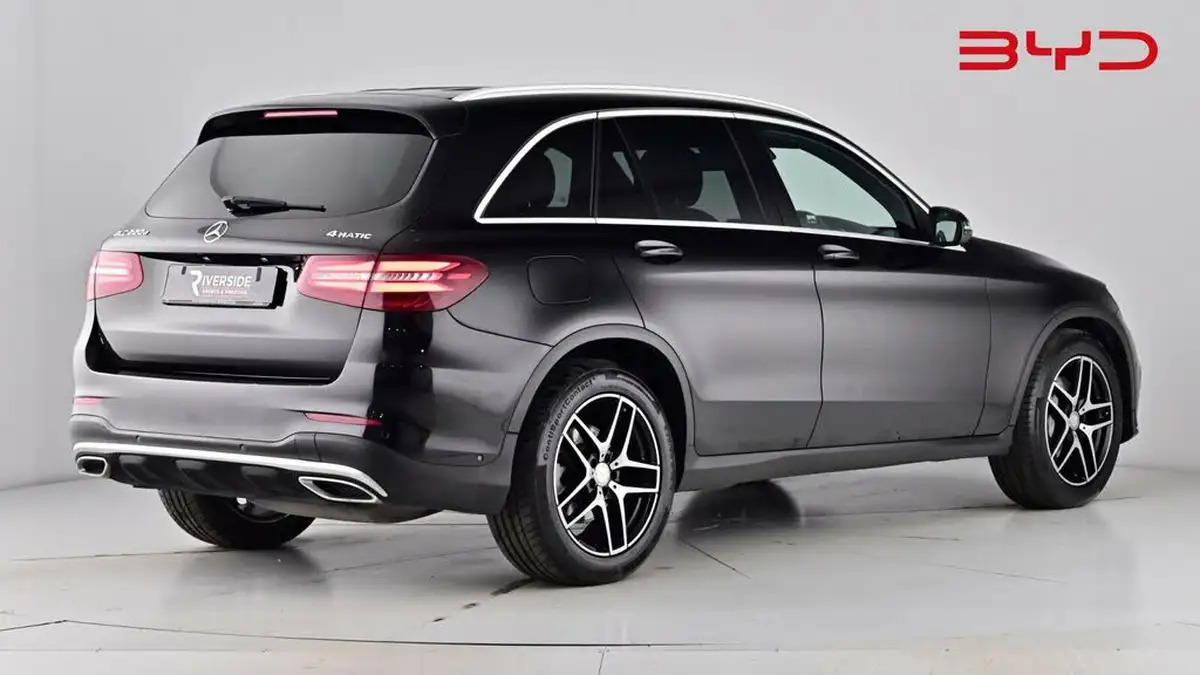 2016-mercedes-benz-glc-class-21d-glc220d-amg-line-ss-station-wagon-auto-big-11