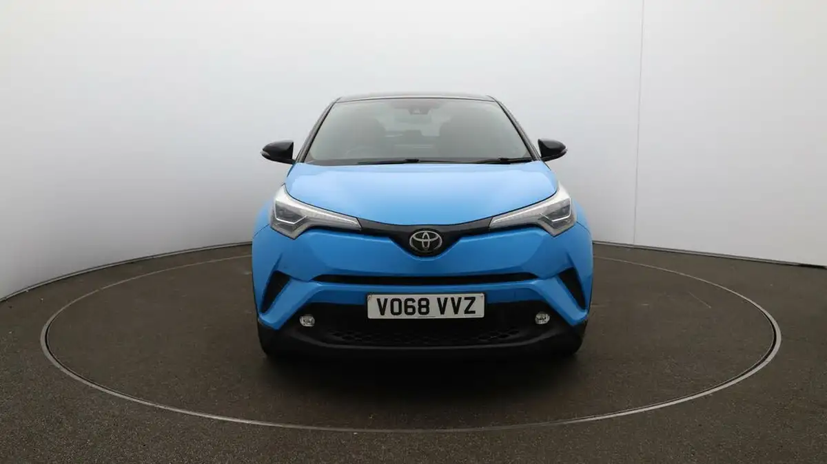 2018-toyota-c-hr-12-dynamic-big-32