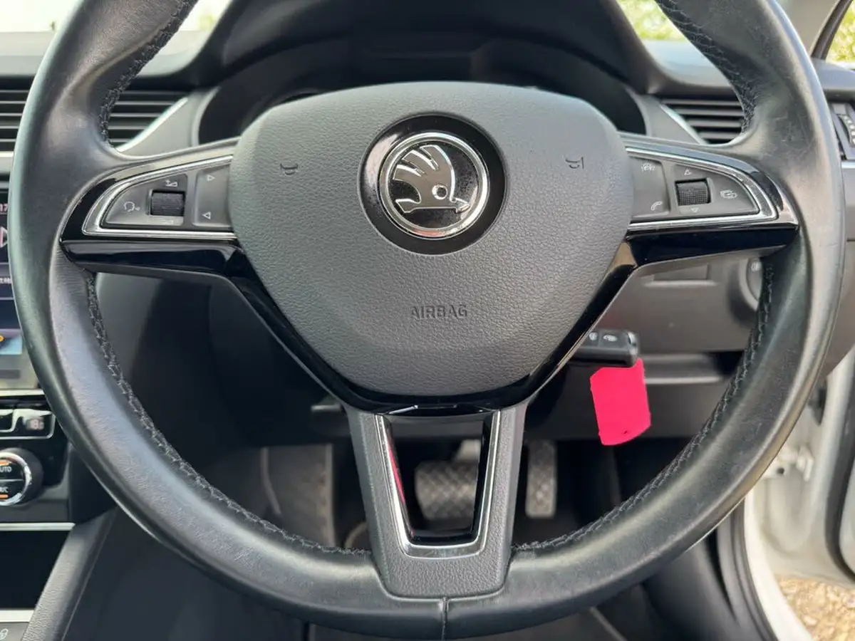 2018-skoda-octavia-14-tsi-se-hatchback-dsg-big-33