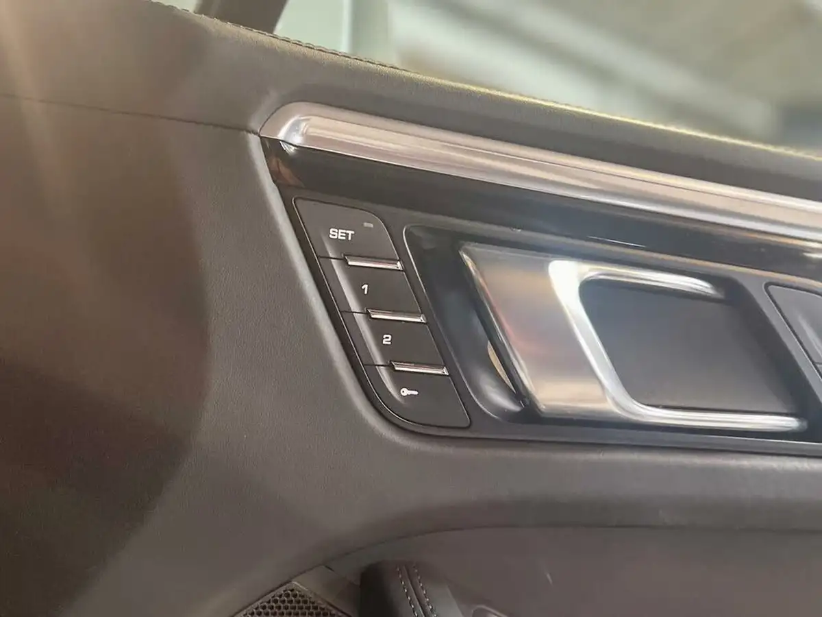 2019-porsche-macan-30-v6-s-big-12