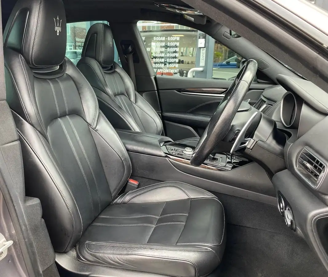 2018-maserati-levante-30td-gransport-nerissimo-edition-big-13