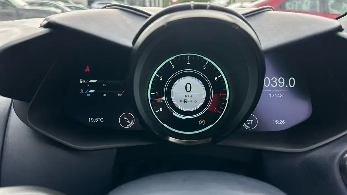 2020-aston-martin-dbs-52-v12-superleggera-big-5
