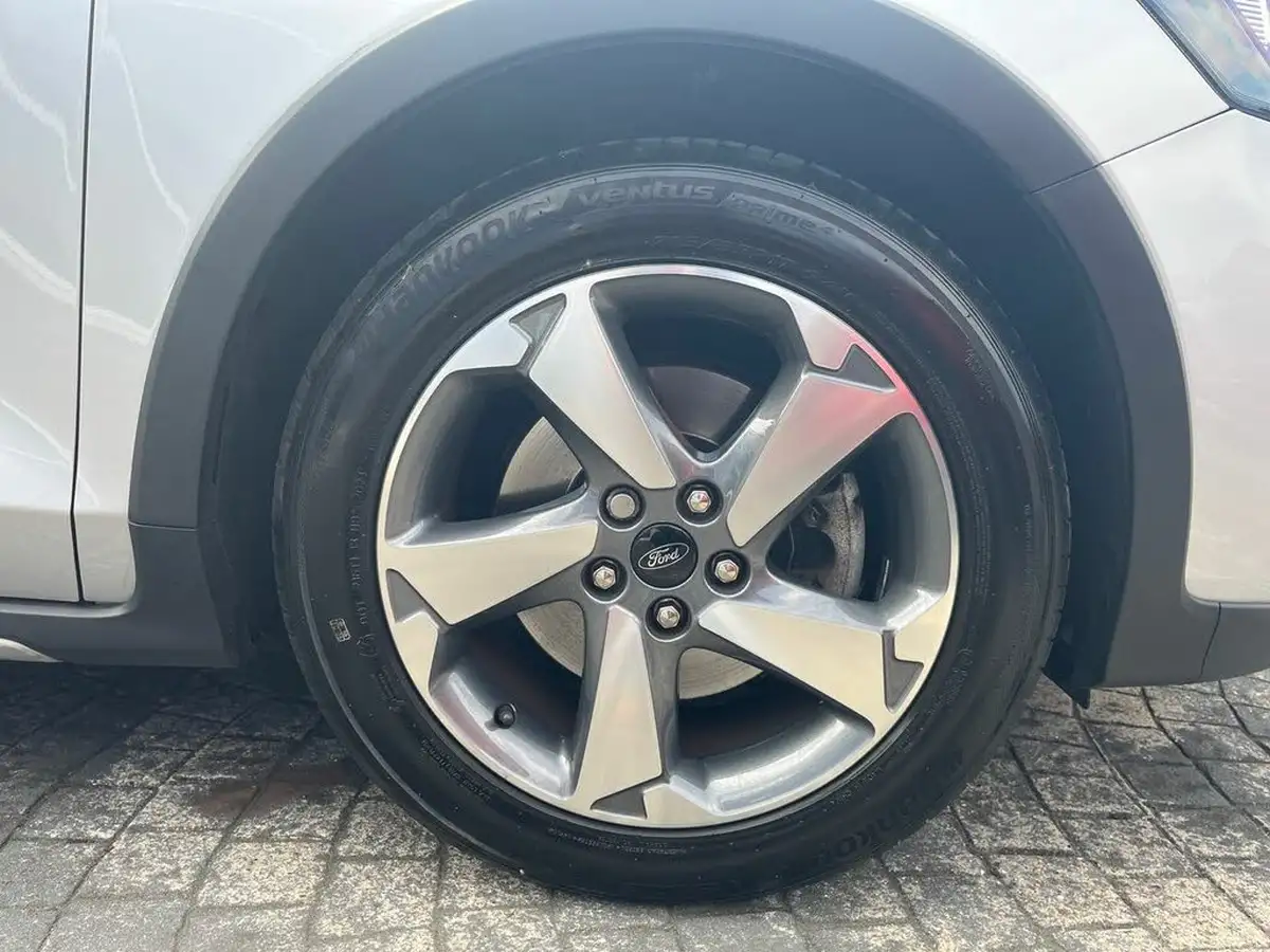2020-ford-focus-10t-active-edition-125ps-estate-auto-big-8